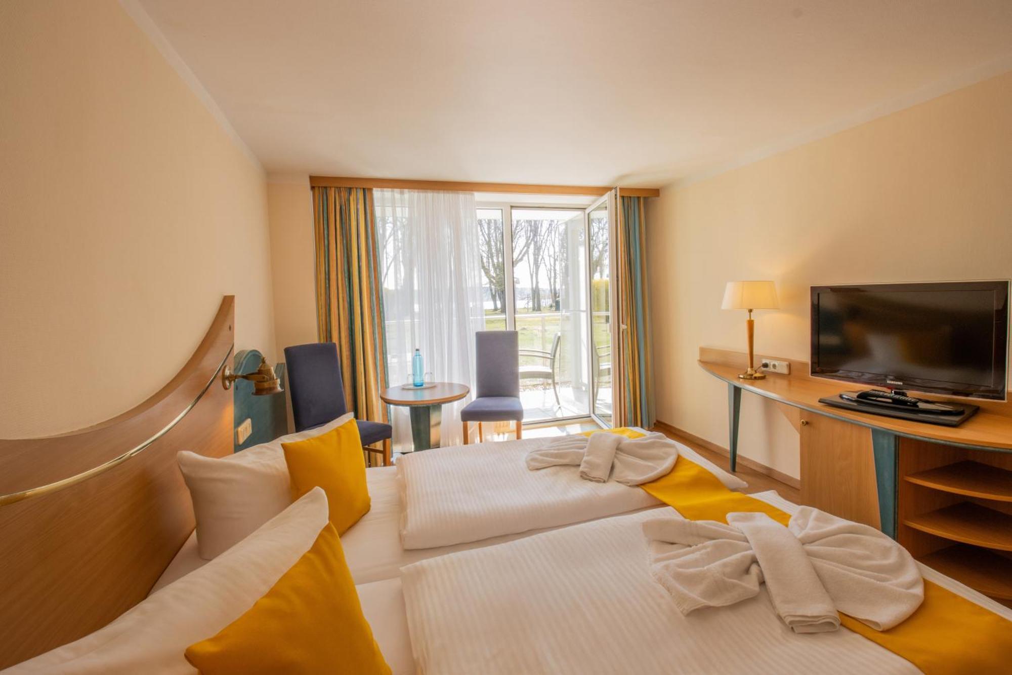 Seehotel Bollmannsruh 파베신 외부 사진