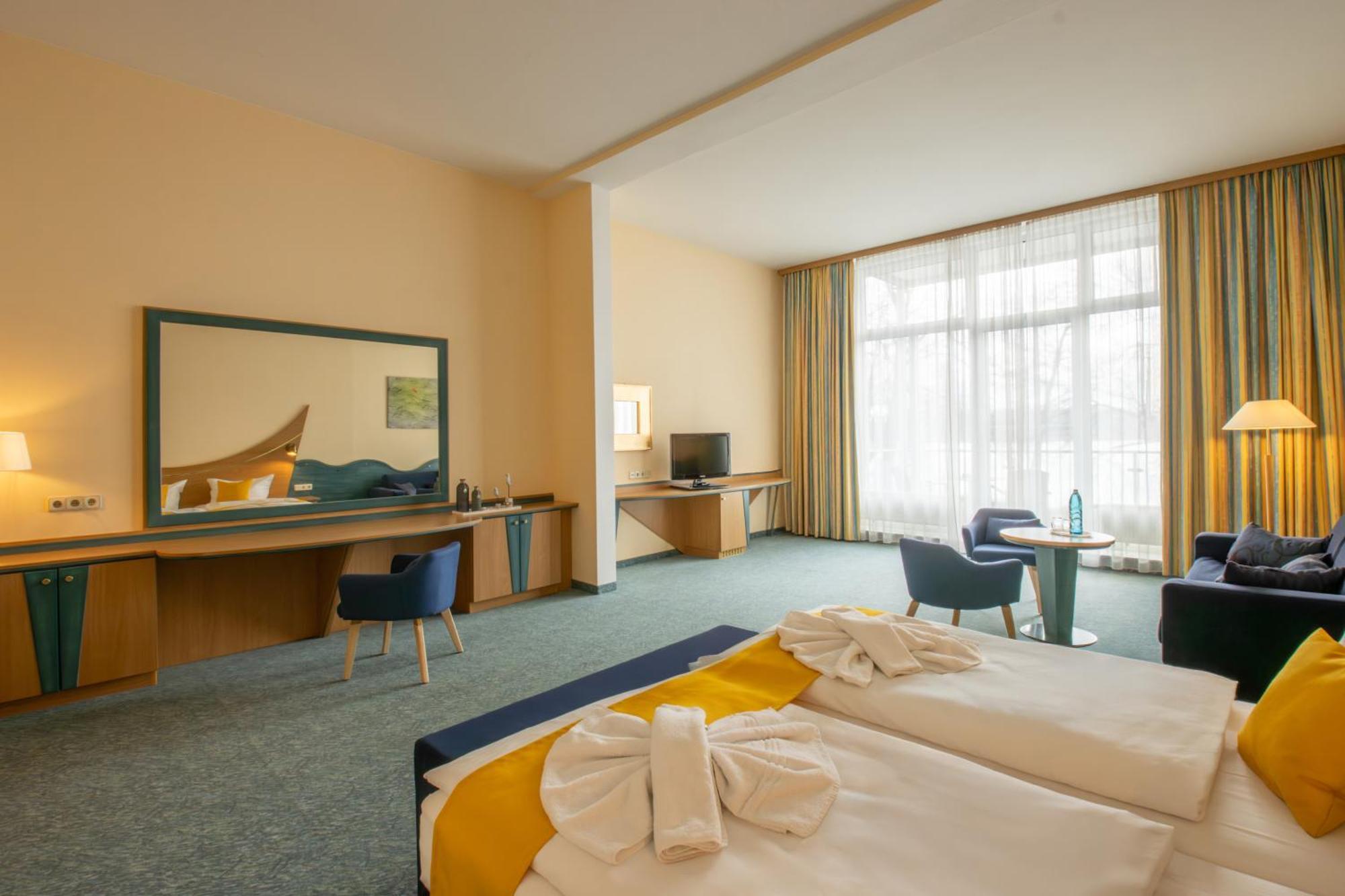 Seehotel Bollmannsruh 파베신 외부 사진